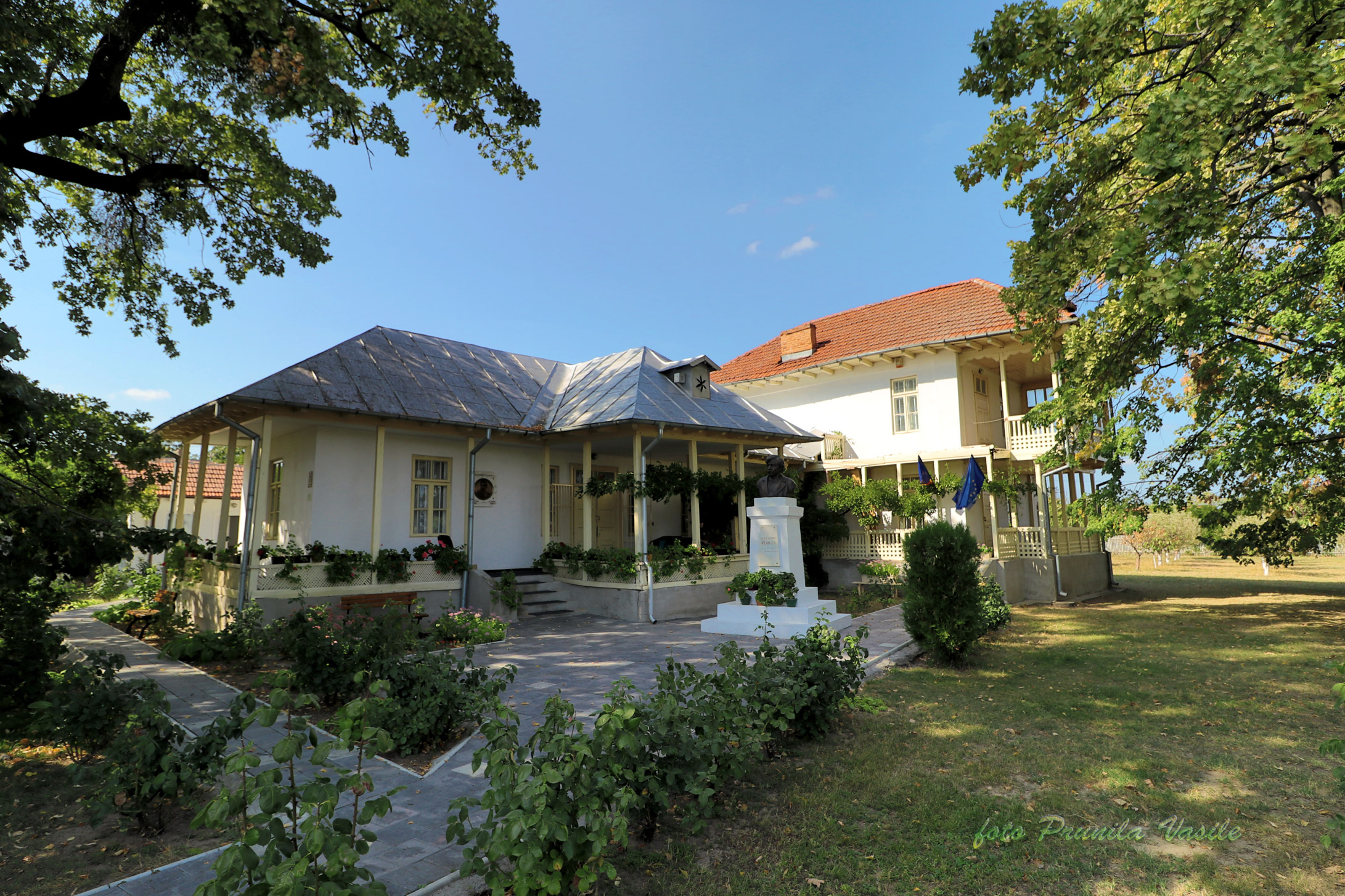 Muzeul Memorial „Alexandru Vlahuță”din Dragosloveni